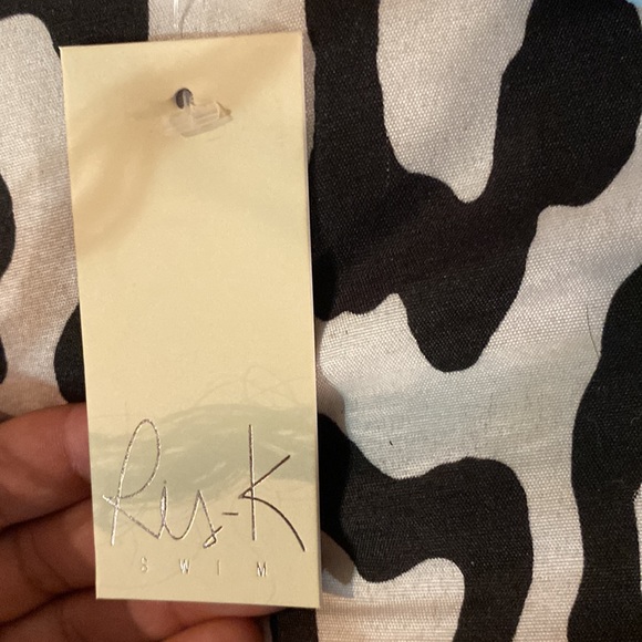 Bathing suit - Picture 4 of 5